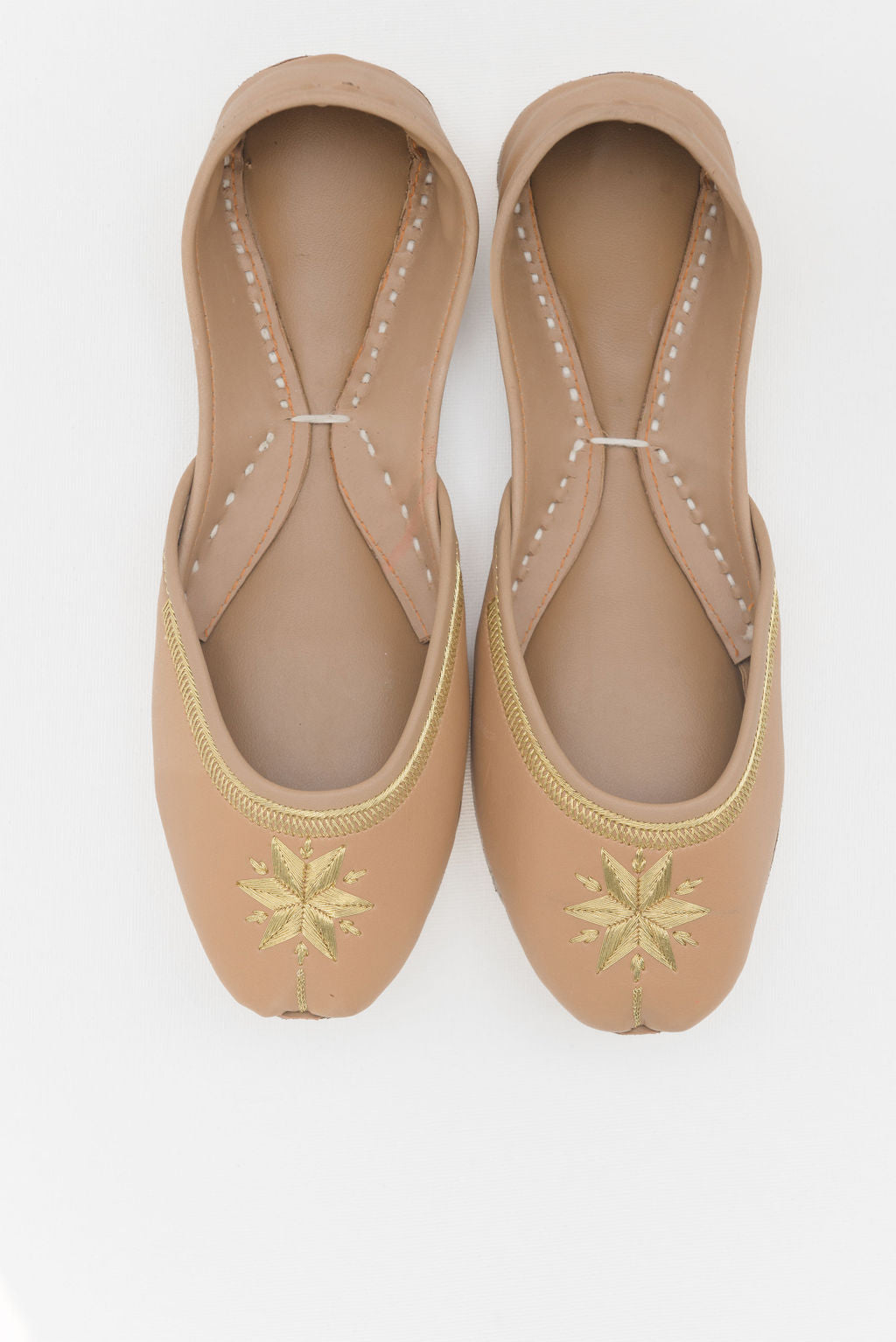 Beige Ek - Tara