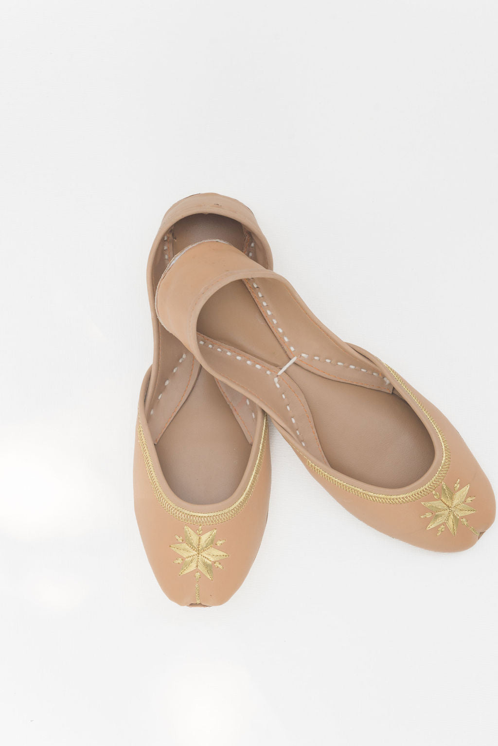 Beige Ek - Tara