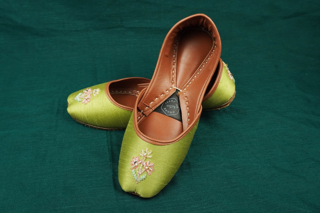 Laila - Light Green