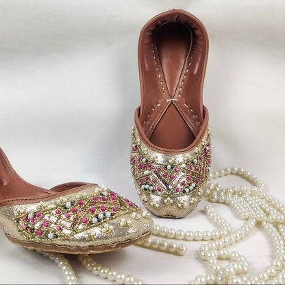Sunehri Mehndi